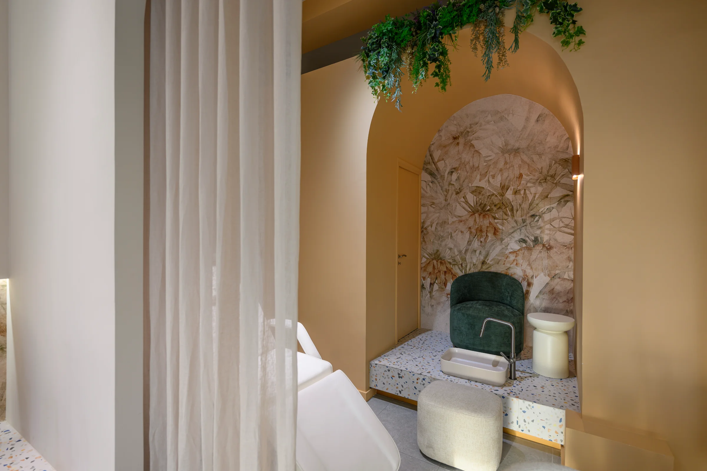 Nails Studio — image 4